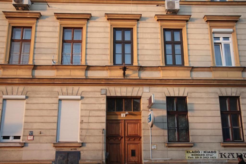 Bright Sunny Apt At Keleti Station,Near Citycenter Budapest Exterior foto